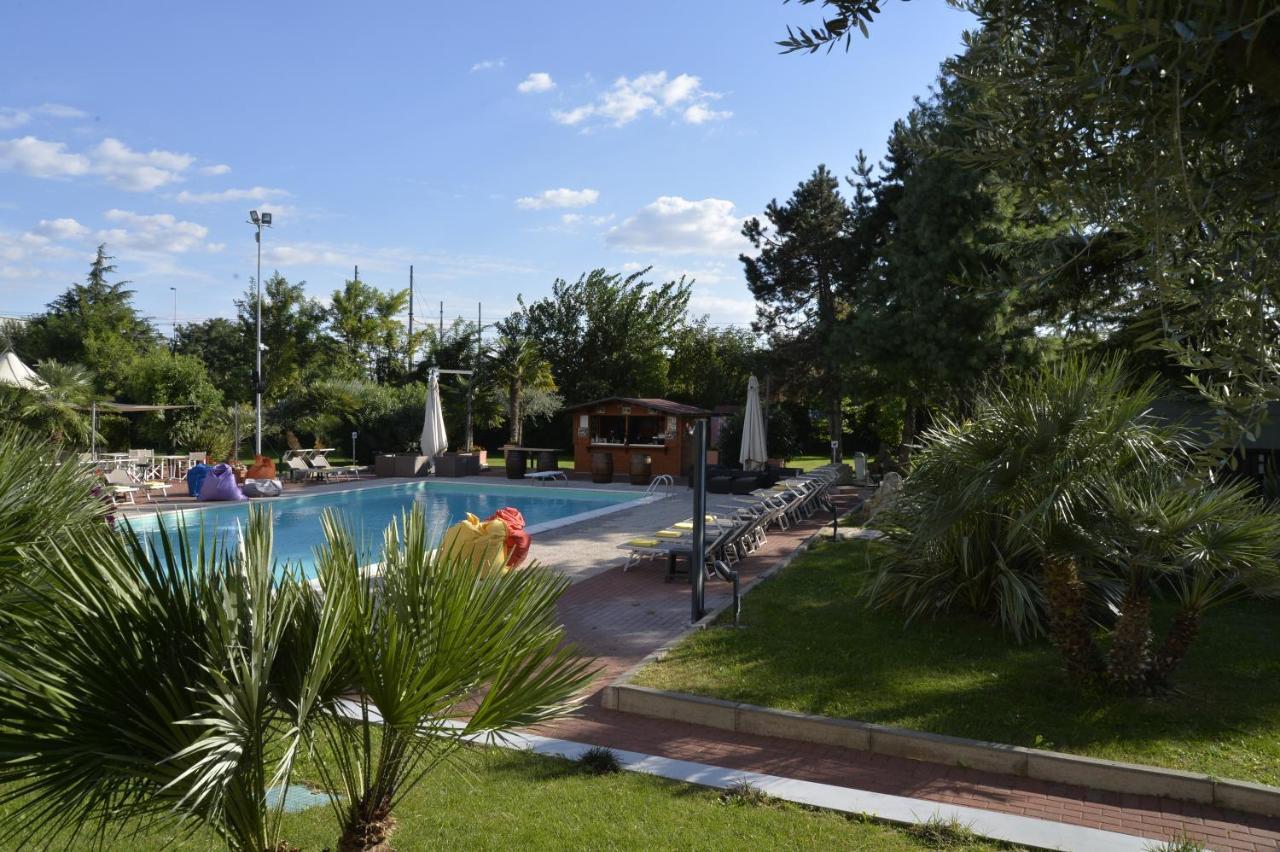Best Western Plus Soave Hotel San Bonifacio Bagian luar foto